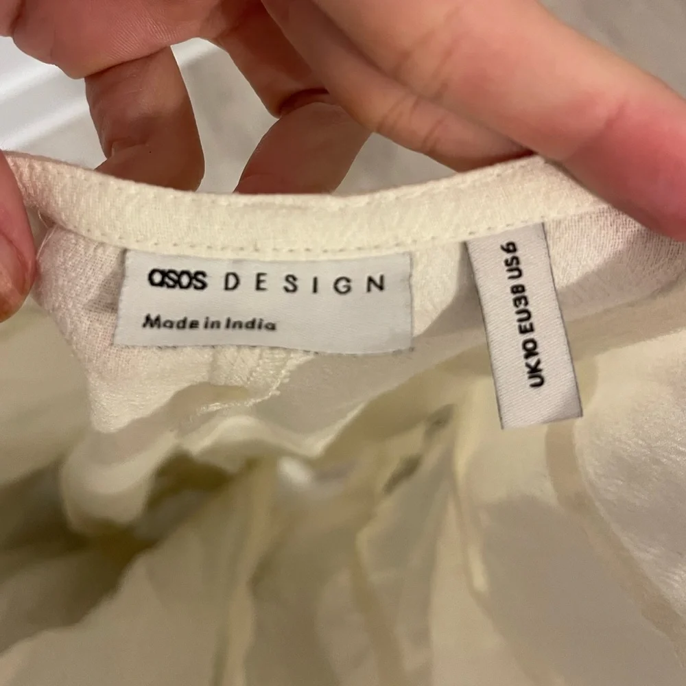 ASOS Design Romper in Ivory - Picture 4 of 5